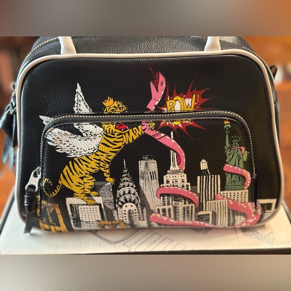 NWT Min & Mon Marino Medium Crossbody Bag in Herocity Print - Picture 2 of 11